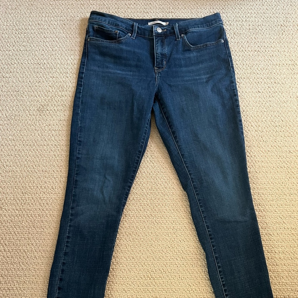 Levi's 311 Shaping Skinny Mid Rise